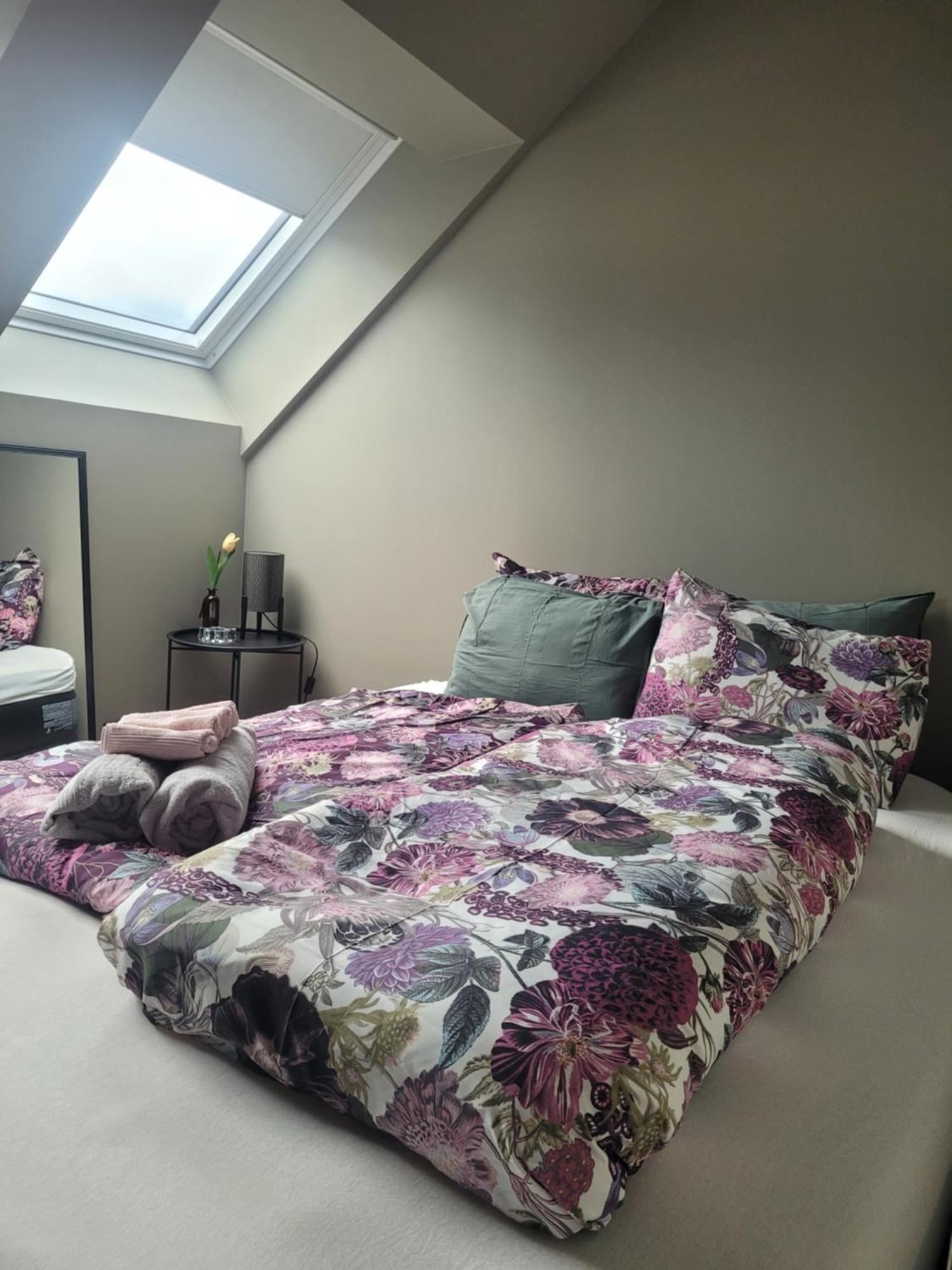 Single Elegant Room I Sentrum- Sea View Ålesund Exterior foto
